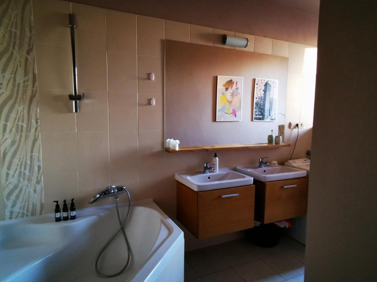 Falcon Apartment Trnava Luaran gambar