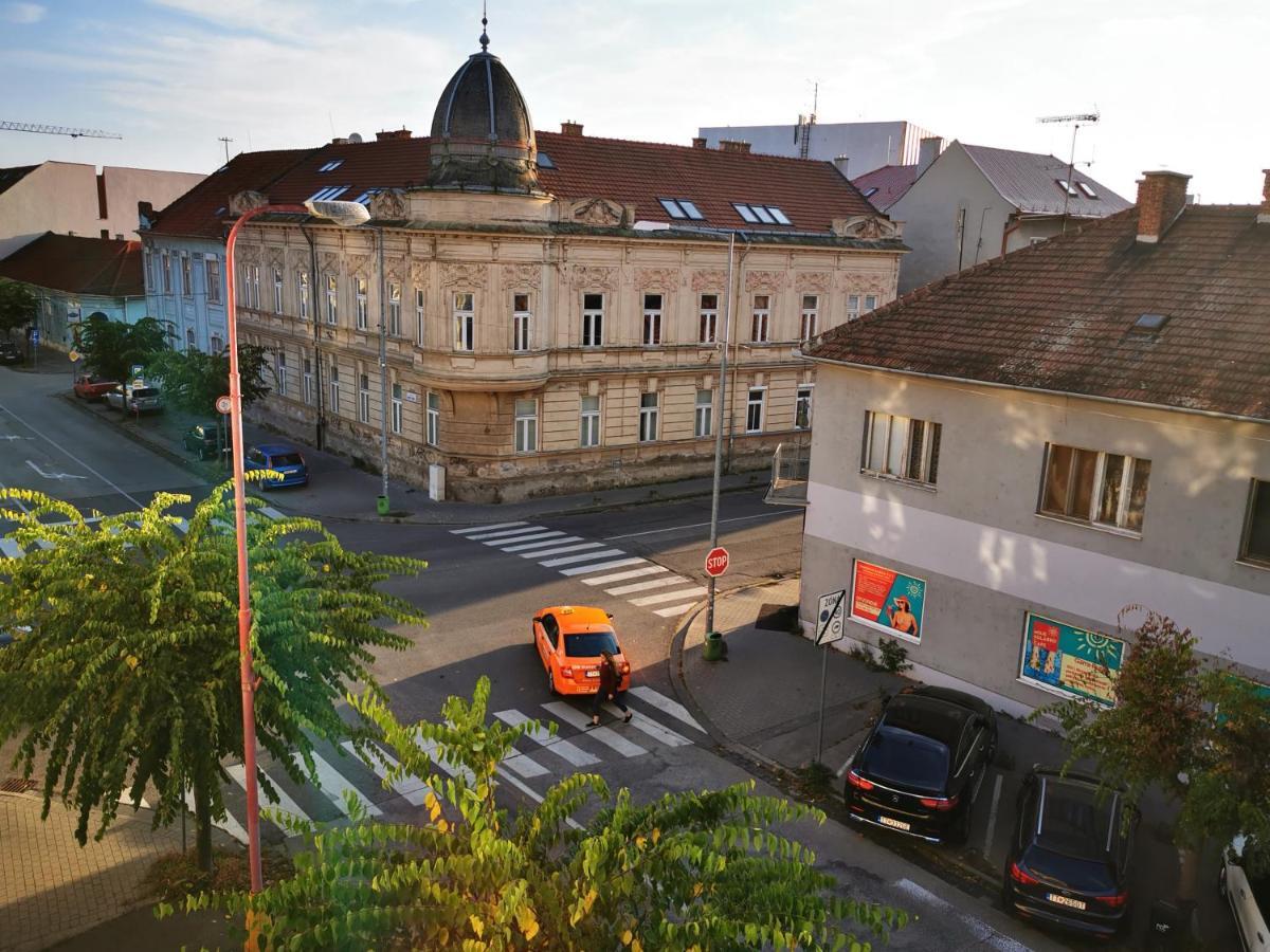Falcon Apartment Trnava Luaran gambar